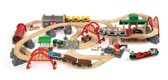 BRIO Set - Deluxe Railway Set, 87 pieces